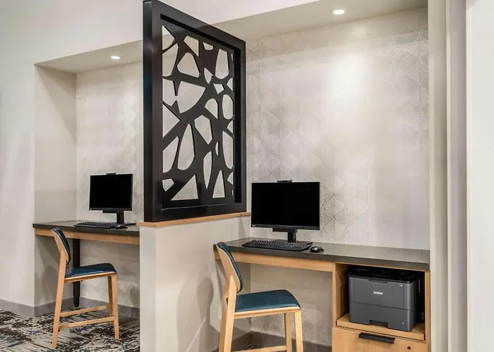Hilton Garden Inn Toledo Downtown